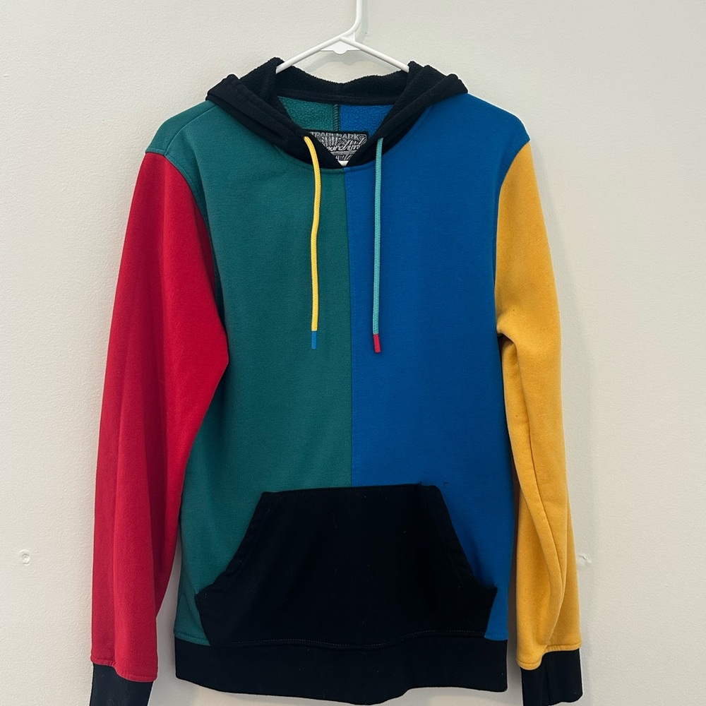Brooklyn Cloth Red and Green Colorblock Sweatshirt
